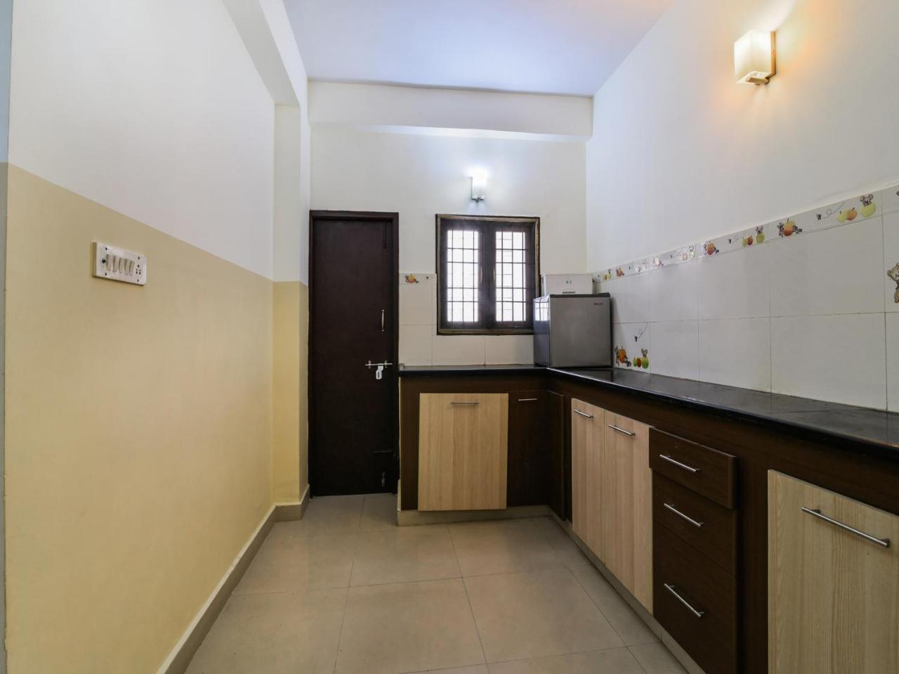 Hotel Oyo Flagship 324 Velachery Madipakkam Chennai Exterior foto